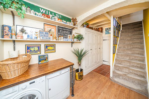 UTILITY/HALL- click for photo gallery